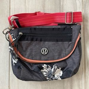 lululemon festival bag